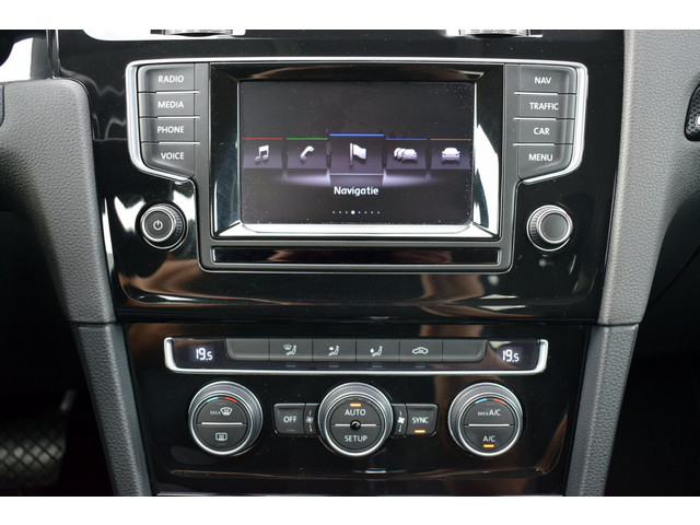 Foto 3 van Volkswagen Golf 1.4 TSI Automaat Highline ECC | Alcantara | Full Map Navi | Telefonie | Volledig Ond