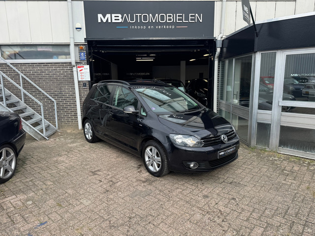 Foto 8 van Volkswagen Golf Plus 1.2 TSI Trendline BlueMotion/1 Jr APK/Dealer Onderhouden!/Nette Auto!