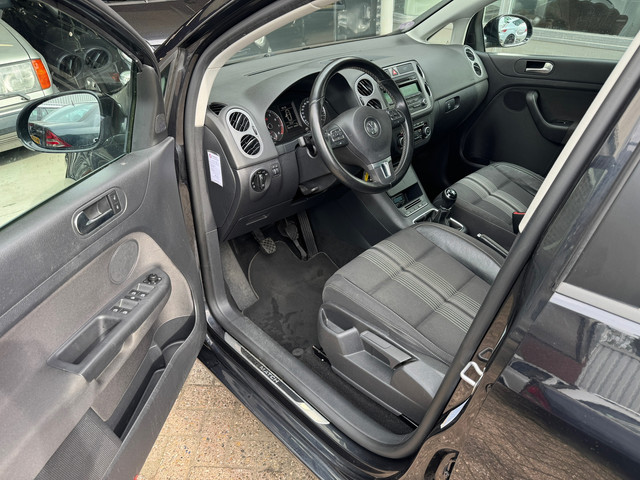 Foto 4 van Volkswagen Golf Plus 1.2 TSI Trendline BlueMotion/1 Jr APK/Dealer Onderhouden!/Nette Auto!