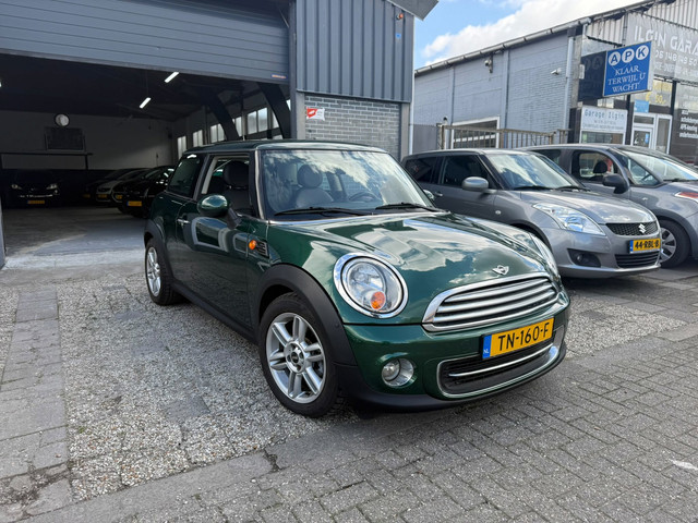 Foto 4 van Mini 3-Deurs 1.6 Cooper Mayfair