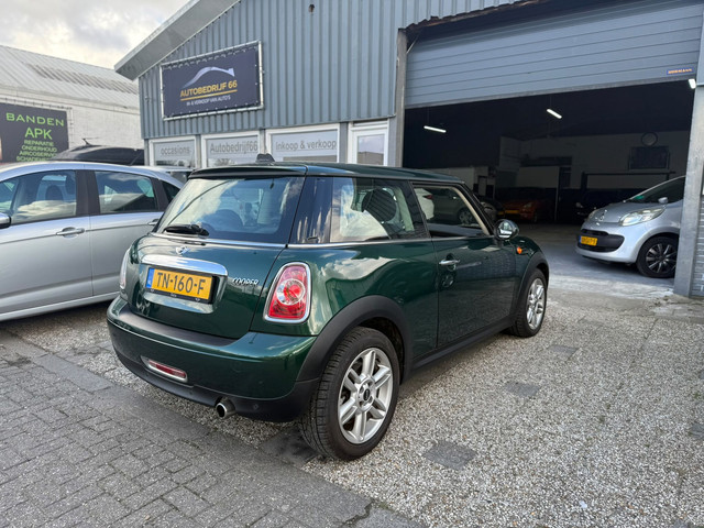 Foto 5 van Mini 3-Deurs 1.6 Cooper Mayfair