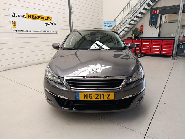 Foto 9 van Peugeot 308 SW 1.2 PureTech Style AIRCO | AUDIO | LMV | CV OP AFSTAND | NAVI | CRUISE CONTROL | PDC
