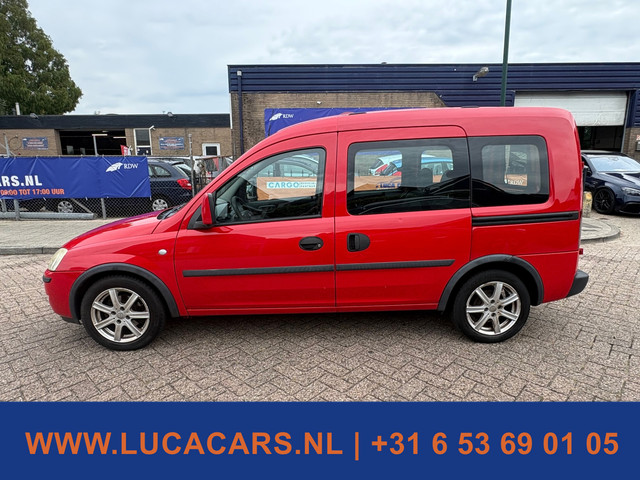 Foto 6 van Opel Tour 1.4-16V Enjoy BENZINE AIRCO!