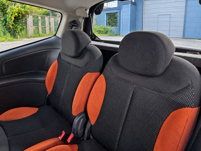 Foto 5 van Citroen C2 1.4i VTR,Automaat,cruise Controle,achteruit sensor, airco