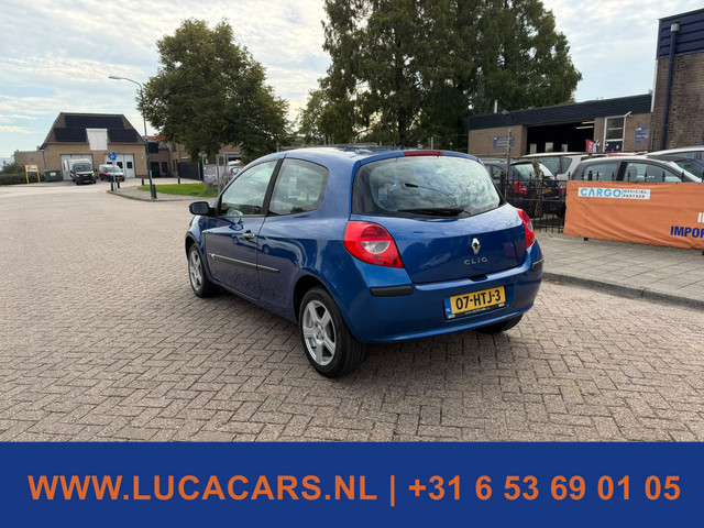Foto 9 van Renault Clio 1.2-16V Collection AIRCO CRUISE ISOFIX NIEUWE APK!
