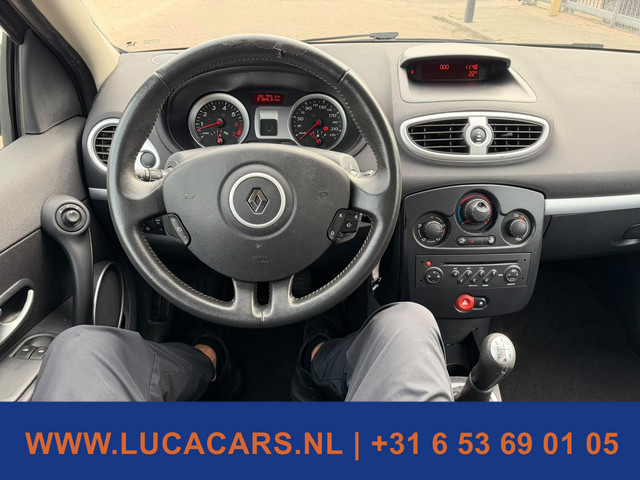 Foto 3 van Renault Clio 1.2-16V Collection AIRCO CRUISE ISOFIX NIEUWE APK!