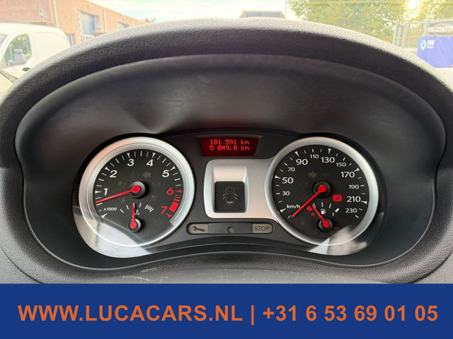 Foto 7 van Renault Clio 1.2-16V Collection AIRCO CRUISE ISOFIX NIEUWE APK!