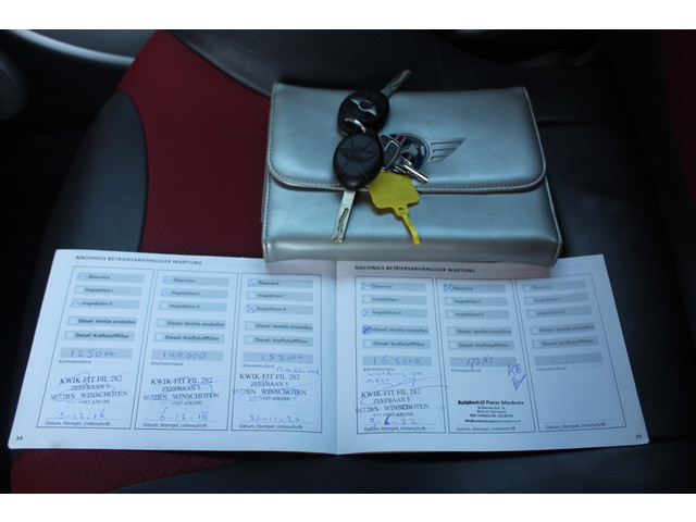 Foto 5 van Mini Cabrio 1.6 One Pepper 90PK | Airco | Stoelverwarming | LMV