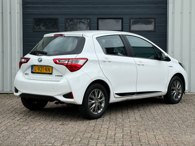 Foto 9 van Toyota Yaris 1.5 Hybrid Aspiration NAVI / CRUISE / PDC