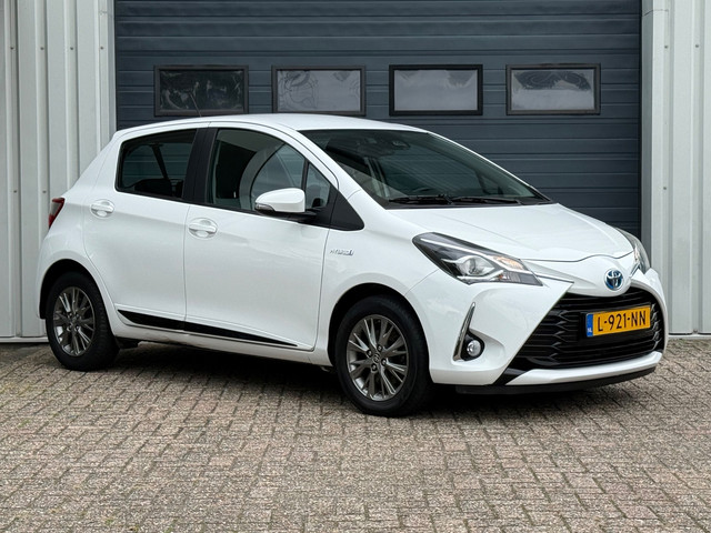 Foto 8 van Toyota Yaris 1.5 Hybrid Aspiration NAVI / CRUISE / PDC