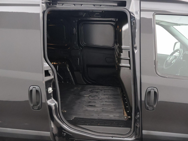 Foto 9 van Fiat Doblò Cargo 1.3 MJ ACTUAL EURO 6 + TREKHAAK | 17 INCH | AIRCO | BLUETOOTH
