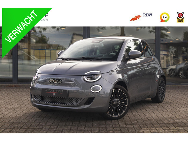 Foto 2 van Fiat 500 La Prima 42 kWh by Bocelli All Season | Stoelverwarming | JBL | CarPlay