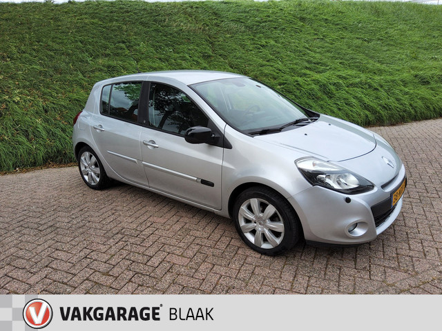 Foto 5 van Renault Clio 1.6 20th Anniversary AUTOMAAT