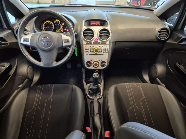 Foto 4 van Opel Corsa 1.2 Anniversary Edition | Airco | Parkeersensor | Cruise Control | Rijklaarprijs incl. 6