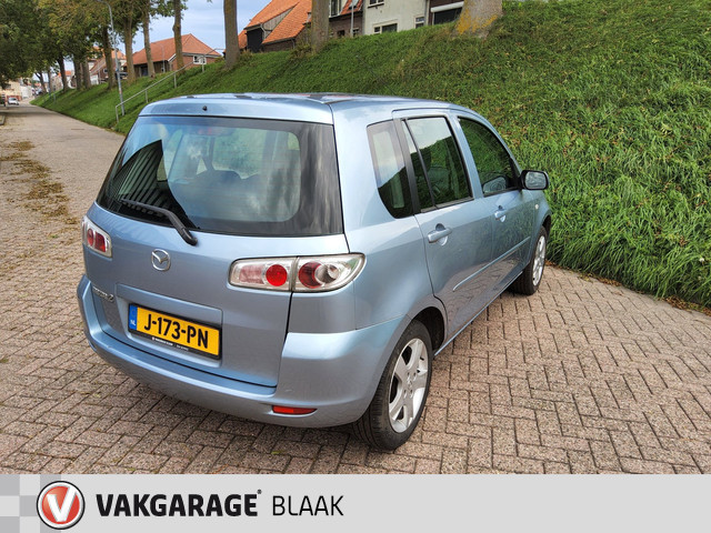 Foto 9 van Mazda 2 1.4 Touring + Airco