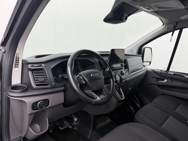 Foto 4 van Ford Transit Custom 2.0TDCi 130PK Automaat Limited | Dakdragers | Multimedia | Camera | Airco | Crui