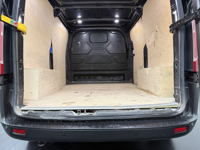Foto 7 van Ford Transit Custom 2.0TDCi 130PK Automaat Limited | Dakdragers | Multimedia | Camera | Airco | Crui