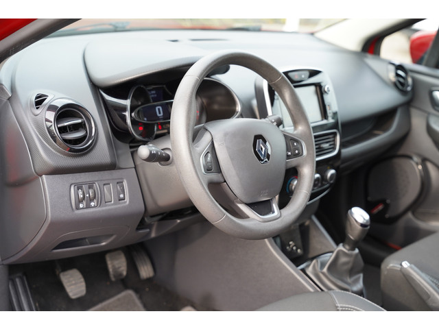 Foto 10 van Renault Clio 0.9 TCe Limited 90 pk | Airco | Bluetooth | Cruise control | Isofix bevestiging voor ki
