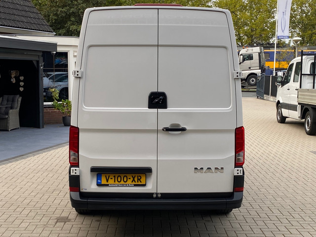 Foto 5 van MAN TGE 35 140 pk L2L H2 NIEUWSTAAT AUTOMAAT CRUISE AIRCO ELEKTR PAKKET