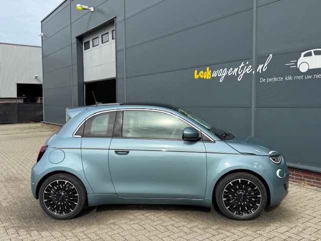 Foto 4 van Fiat 500 e 3+1 La Prima 42 kWh *extra deur *camera *carplay