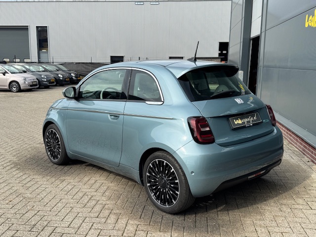 Foto 3 van Fiat 500 e 3+1 La Prima 42 kWh *extra deur *camera *carplay
