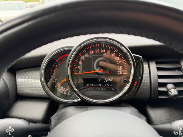 Foto 8 van MINI 3-Deurs 1.5 Cooper Automaat|Airco|Cruise|Navi|Nieuwe APK|
