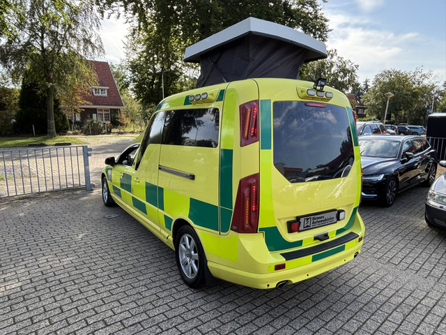 Foto 8 van Volvo V70 D5 AWD Nilsson AMBULANCE / Camper 4 zitplaatsen