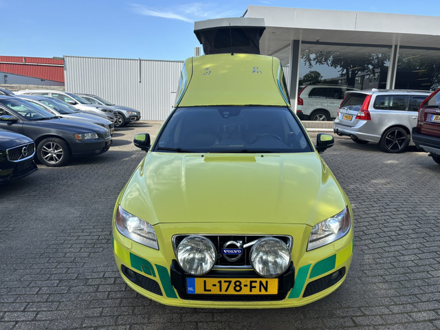 Volvo V70 D5 AWD Nilsson AMBULANCE / Camper 4 zitplaatsen