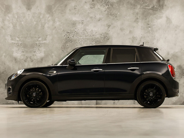 Foto 10 van MINI Cooper 1.5 Cooper Chili Sport (5 DEURS, HARMAN KARDON, DEALER ONDERHOUDEN, BRUIN NAPPA LEDER, U