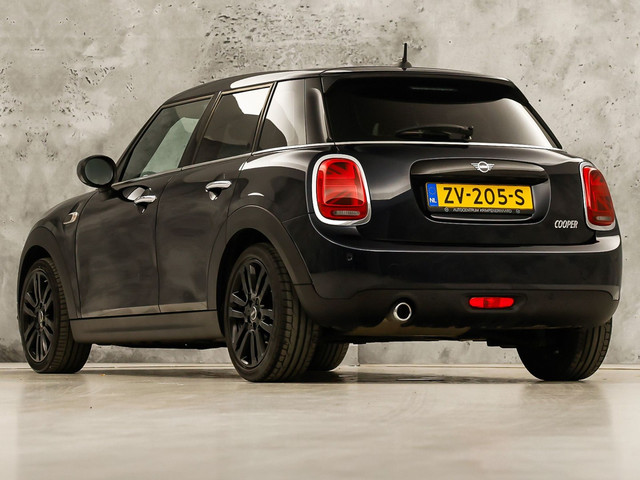 Foto 9 van MINI Cooper 1.5 Cooper Chili Sport (5 DEURS, HARMAN KARDON, DEALER ONDERHOUDEN, BRUIN NAPPA LEDER, U