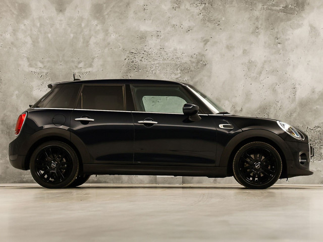 Foto 8 van MINI Cooper 1.5 Cooper Chili Sport (5 DEURS, HARMAN KARDON, DEALER ONDERHOUDEN, BRUIN NAPPA LEDER, U