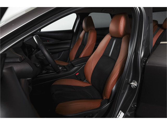 Foto 4 van Mazda CX-30 2.0 e-SkyActiv-X 186 PK M Hybrid Nagisa Org. NL. | Adapt. Cruise | Trekhaak | Stoelverw.