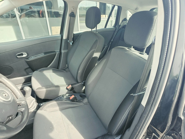 Foto 10 van Renault Clio Estate 1.5 dCi Collection - Clima - Cruise -