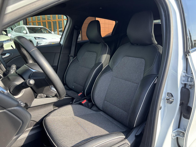 Foto 5 van Renault Clio 1.0 TCe Intens