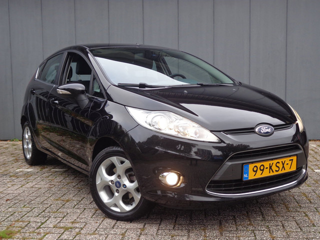 Foto 2 van Ford Fiesta 1.6i 16V Titanium 2Eig.Dealer Onderhoud