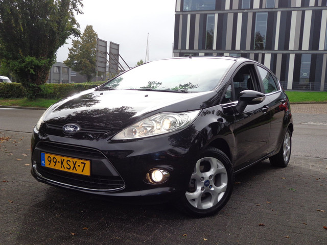Foto 5 van Ford Fiesta 1.6i 16V Titanium 2Eig.Dealer Onderhoud