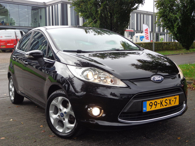 Foto 7 van Ford Fiesta 1.6i 16V Titanium 2Eig.Dealer Onderhoud