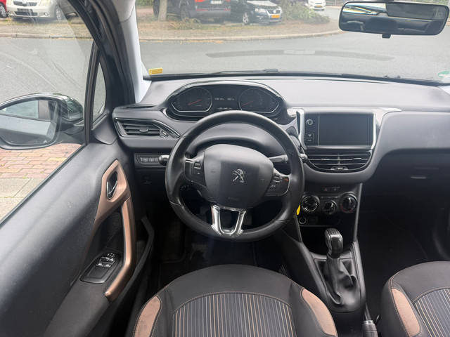 Foto 8 van Peugeot 208 1.2 VTi Urban Soul