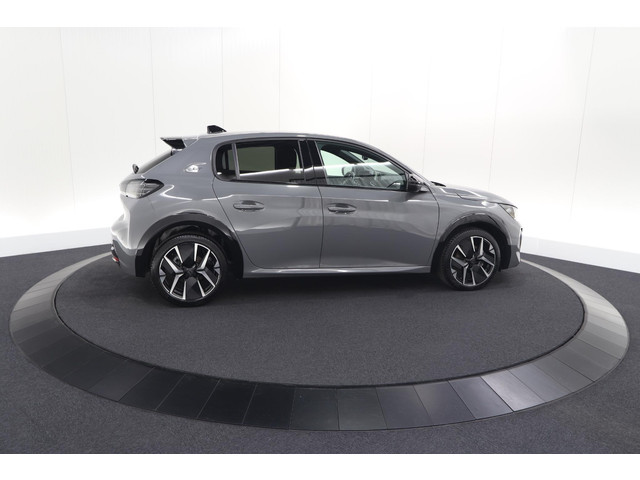 Foto 2 van Peugeot 208 1.2 Hybrid 145 e-DCS6 GT | Alcantara Pakket | Camera | Apple Carplay | Stoelverwarming