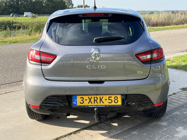 Foto 9 van Renault Clio 0.9 TCe ECO Night&Day / Trekhaak / Airco /