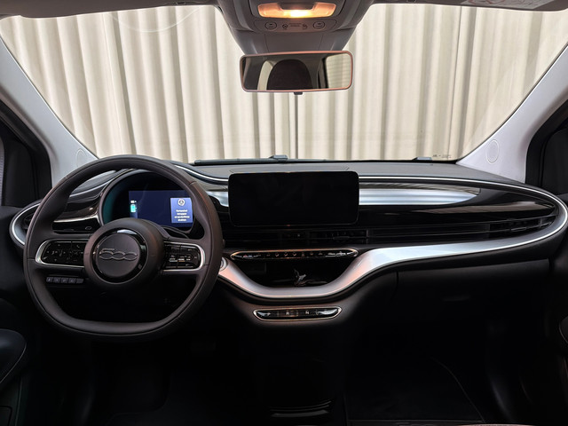 Foto 9 van Fiat 500 Icon 42 kWh | Panorama dak | Navi | Carplay | Orig. NL