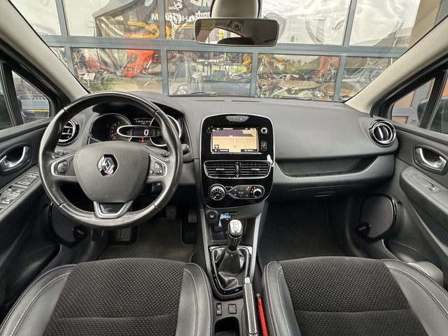 Foto 8 van Renault Clio 0.9 TCe Intens Airco/Cruise/Navi/Keyless/Pdc/Led/Trekhaak/Nap/Apk