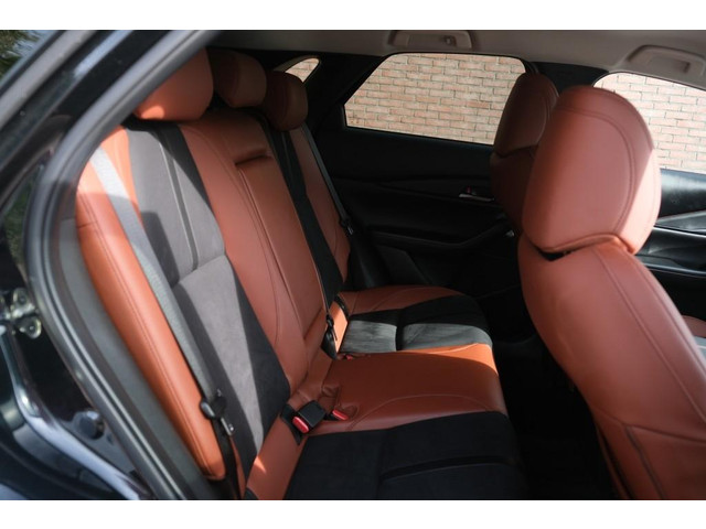 Foto 9 van Mazda CX-30 2.5 e-SkyActiv-G M Hybrid 140pk Aut. Nagisa - Head-up display - Bose - Adaptieve cruise