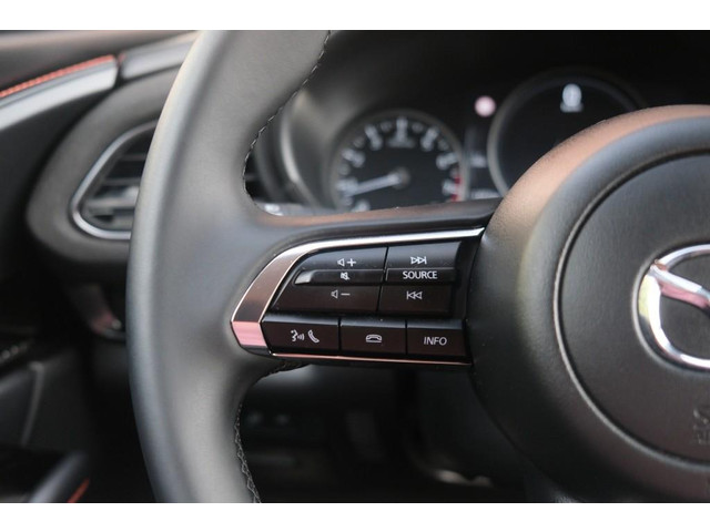 Foto 2 van Mazda CX-30 2.5 e-SkyActiv-G M Hybrid 140pk Aut. Nagisa - Head-up display - Bose - Adaptieve cruise
