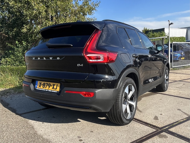 Foto 4 van Volvo XC40 2.0 B4 Plus Dark (bj 2024, automaat)