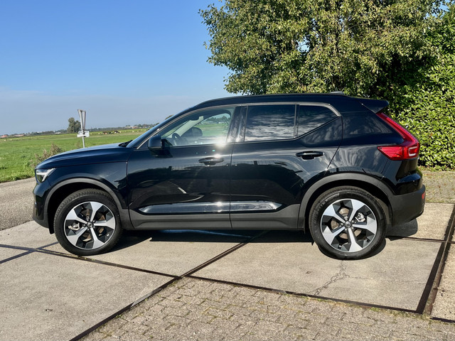 Foto 7 van Volvo XC40 2.0 B4 Plus Dark (bj 2024, automaat)
