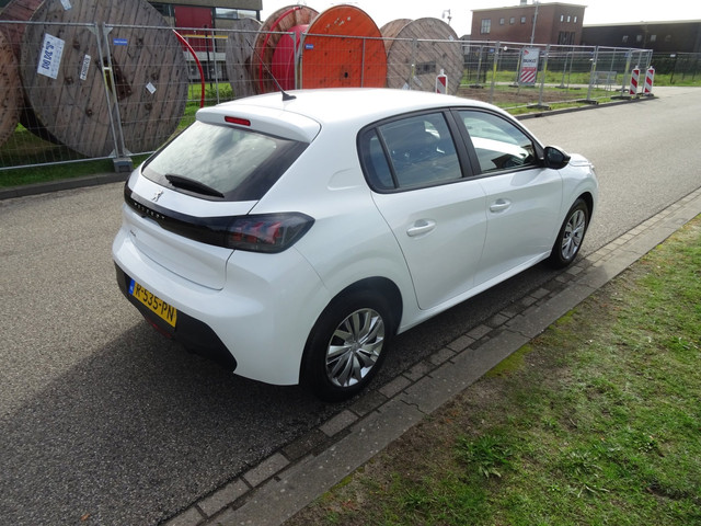 Foto 8 van Peugeot 208 1.2 PureTech Active
