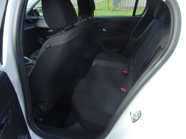 Foto 3 van Peugeot 208 1.2 PureTech Active