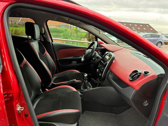 Foto 8 van Renault Clio Estate 1.2 TCe Intens | Half leder + Cruise + Clima nu € 5.975,-!!!