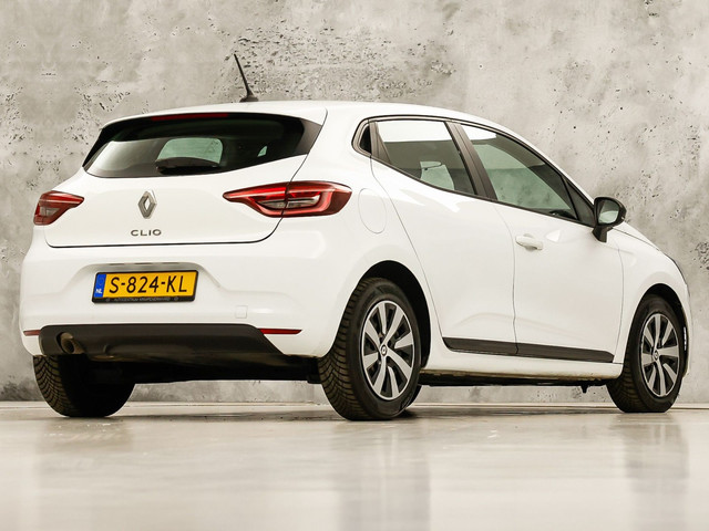 Foto 7 van Renault Clio 1.0 TCe 90 Equilibre (APPLE CARPLAY, GROOT NAVI, CRUISE, SPORTSTOELEN, LANE ASSIST, NIE